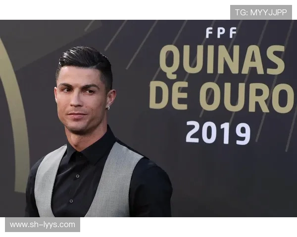 克里斯蒂亚诺罗纳尔多传奇之路从里斯本少年到世界足球巅峰