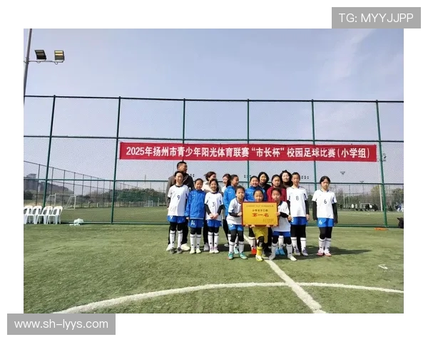 足球激情燃烧青春梦想 激励未来球员超越自我勇攀高峰