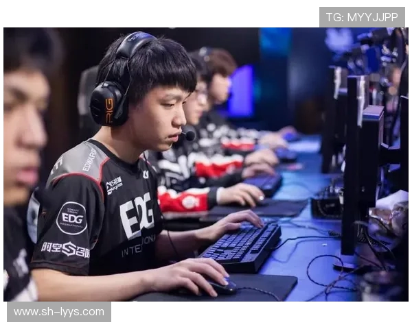 赛后分析:BLG与EDG对决中的战术意识与团队配合探讨 赛后分析:BLG与EDG对决中的战术意识与团队配合探讨