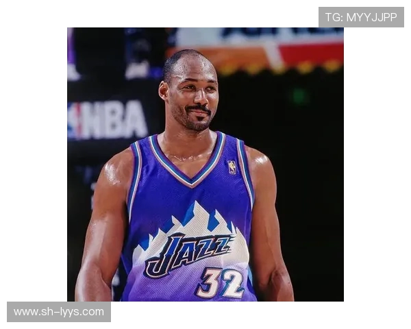 摩西·马龙：篮球巨星的传奇生涯与辉煌成就